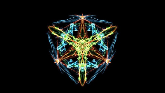 十点半下班回来洗碗洗衣服，老婆在床上刷抖音陪娃睡觉，我应该怎么想合适?